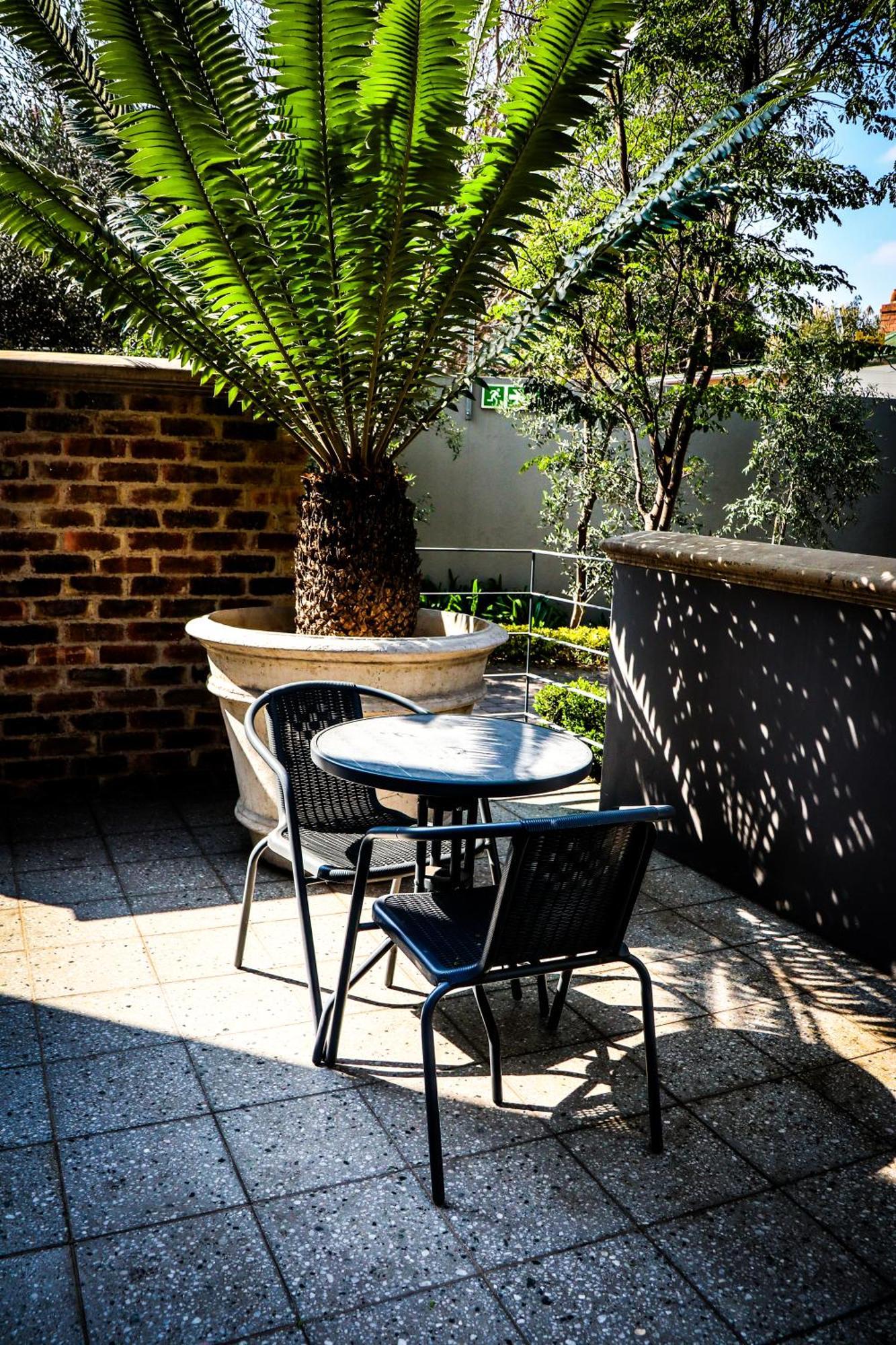The Wantage Suites Johannesburg Exterior foto